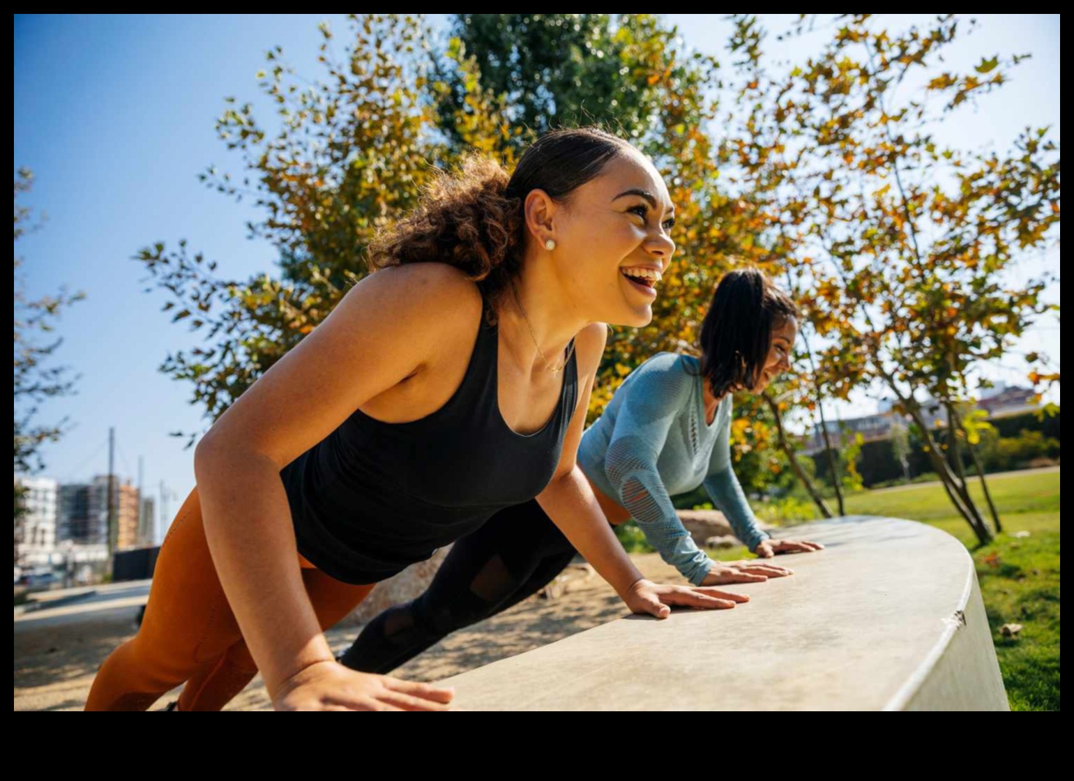 Fitness Anywhere: Δημιουργικές προπονήσεις που μπορείτε να κάνετε οποτεδήποτε, οπουδήποτε