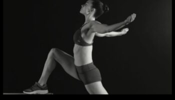 Elasticity Elegance: Mastering Stretching Techniques για ένα χαριτωμένο σώμα